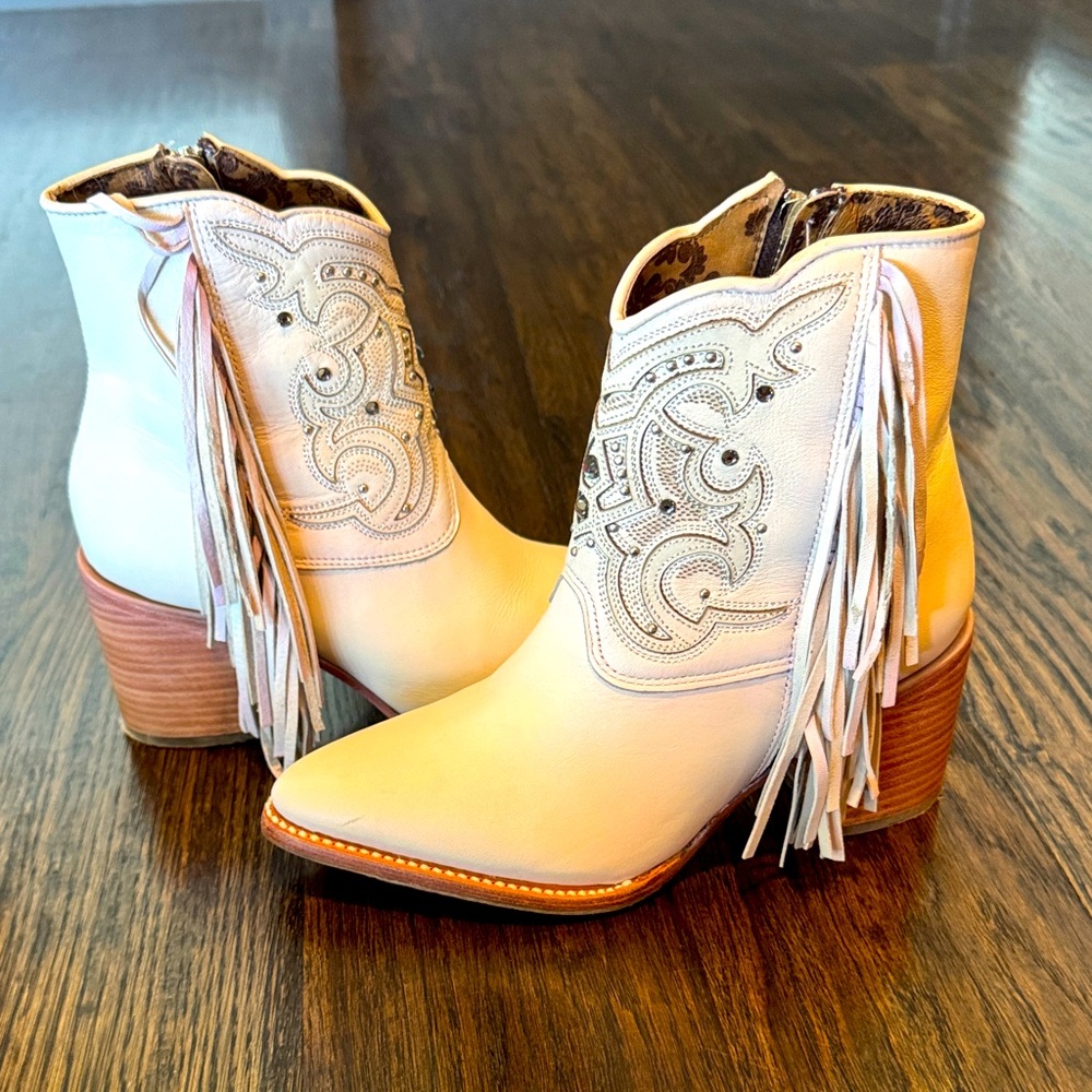 Cuadra Embroidered Fringe Ankle Boots
